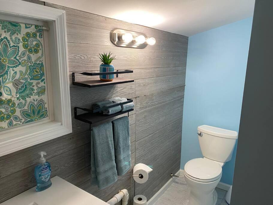 Big Blue Lake Cottages, Llc - Cottage #5 Holton Eksteriør bilde