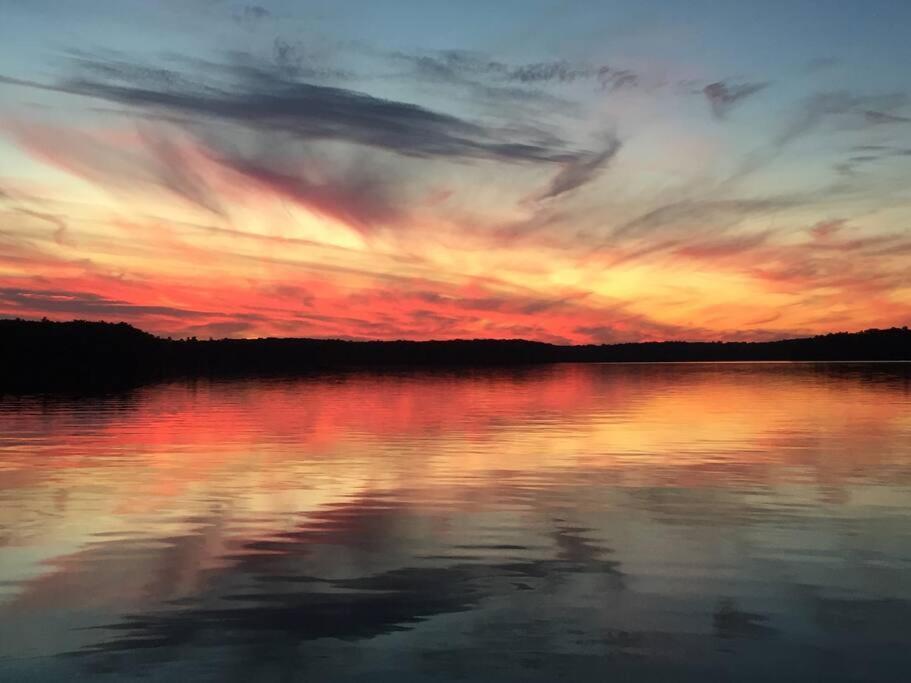 Big Blue Lake Cottages, Llc - Cottage #5 Holton Eksteriør bilde