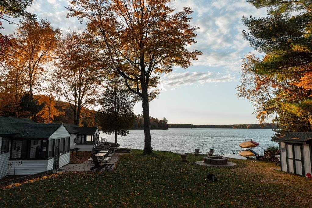 Big Blue Lake Cottages, Llc - Cottage #5 Holton Eksteriør bilde